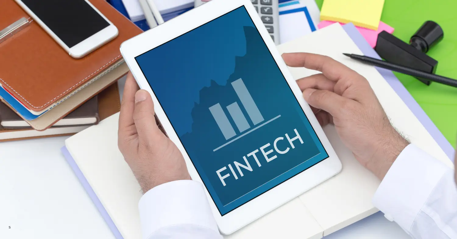 How Voice & Chat Fintech Are Revolutionizing the Banking Customer Experience